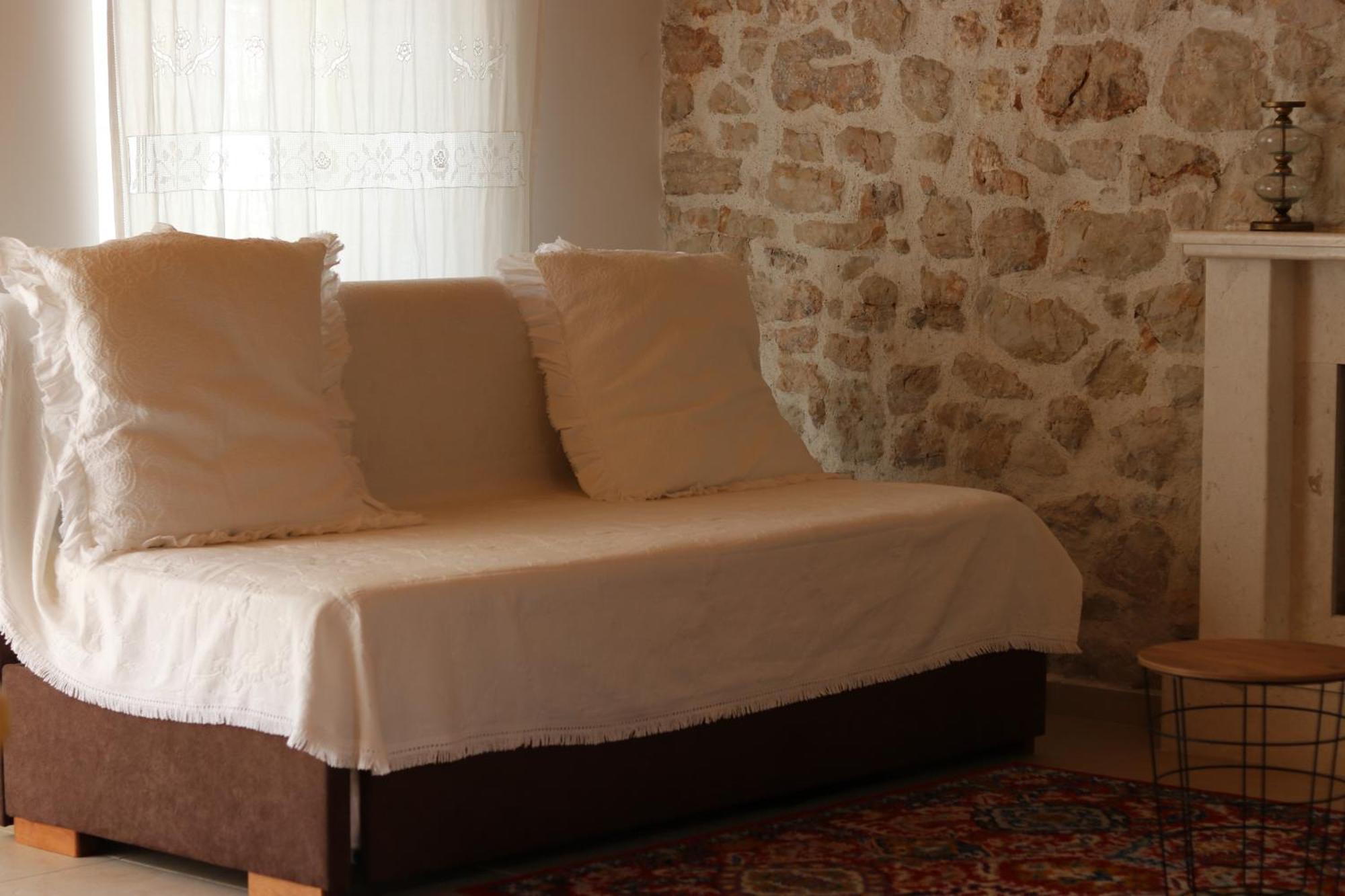 Anemos Villa