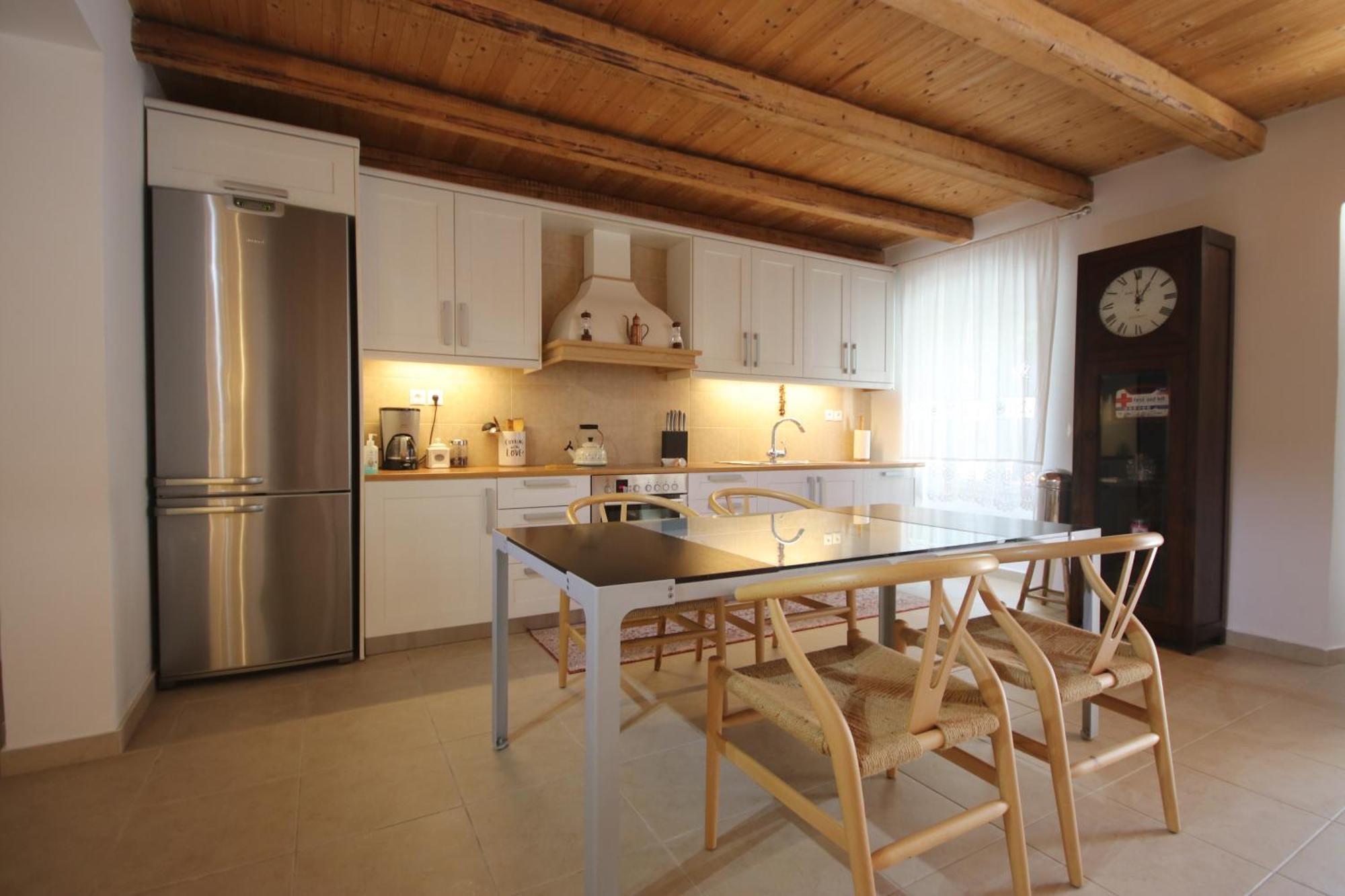 Villa Anemos